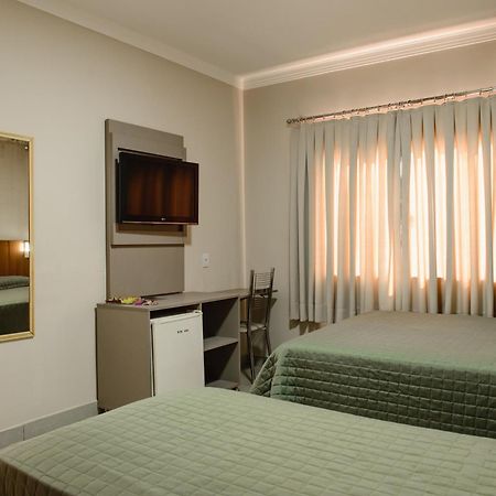 Hotel Trevo Cascavel Exterior foto